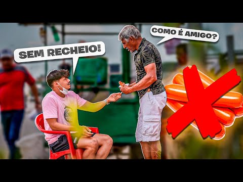 PEDINDO PRA TIRAR RECHEIO DAS COMIDAS