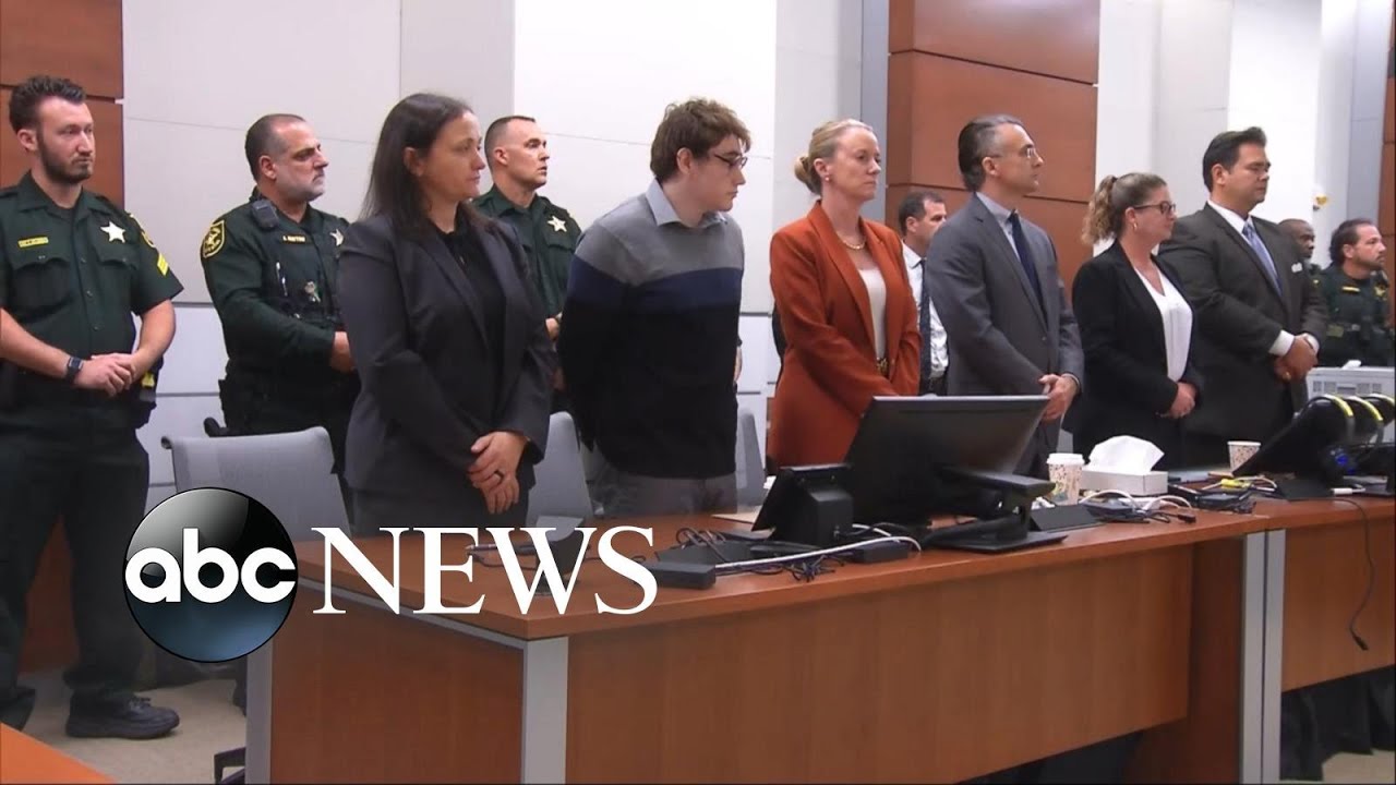 ⁣Jury recommends life in prison without parole for Parkland school shooter