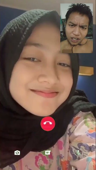 Video Call Halu Bareng Pacar Cantik