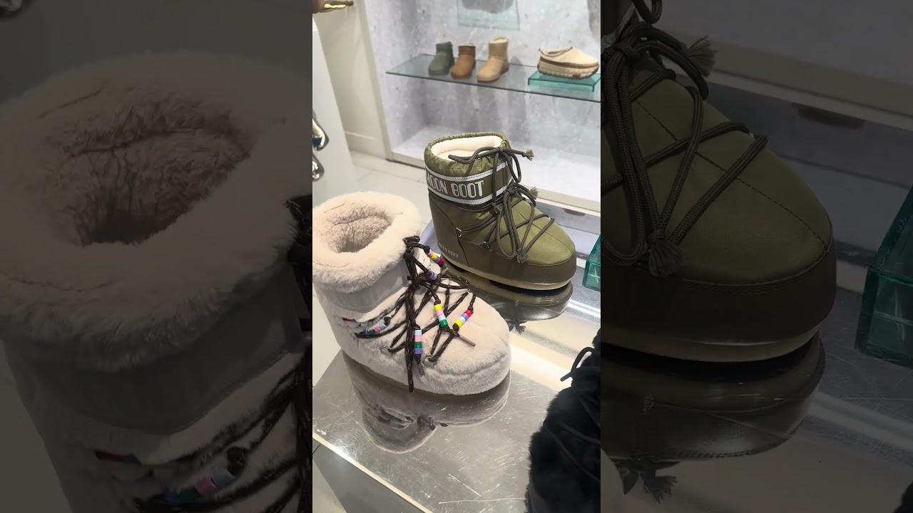 Moon boot season 😎😳                            #moonboots #boots #christmas #winter #outlet