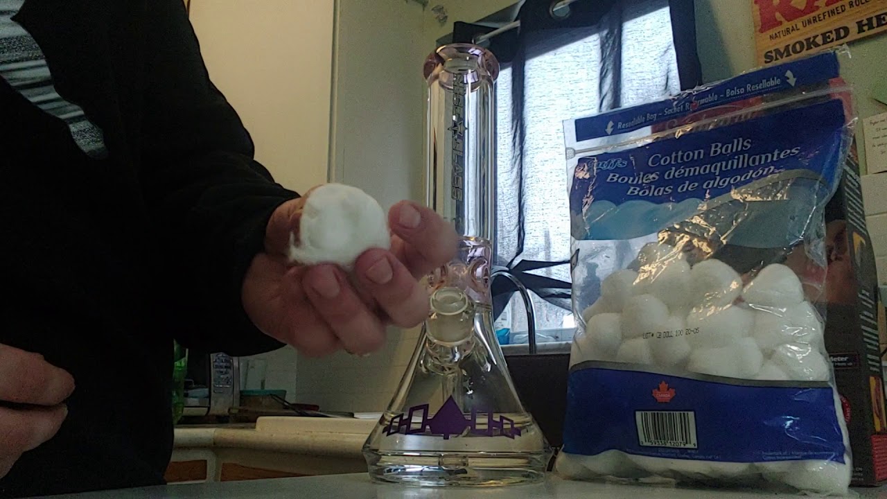 Making a bong filter with Mr. Nice Guy.