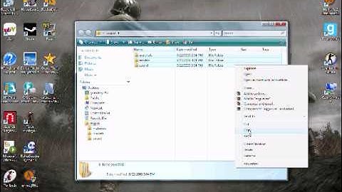 How to get skins for Counter Strike Source