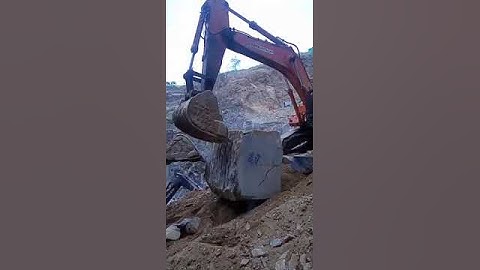 TATA HITACHI 370 Granite stone excavator
