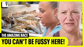 Handling RAW FISH BAREHANDED on VIETNAM MARKET! | THE AMAZING RACE 35 S4 screenshot 5