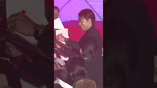 竹内涼真＆高橋文哉、投げキス＆サインの神対応にファン大熱狂 #竹内涼真 #高橋文哉 #君と世界が終わる日に #きみセカ #shorts
