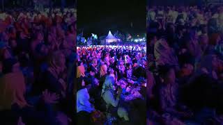 Download Lagu Gus Ali gondrong mengetarkan Doplang #mafiasholawat #viral #sholawat #sholawatnabi #shorts #fyp MP3 Download Lagu Gus Ali gondrong mengetarkan Doplang #mafiasholawat #viral #sholawat #sholawatnabi #shorts #fyp MP3