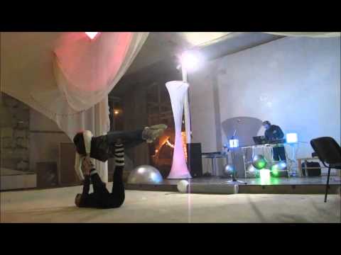 Random Russian AcroYoga New Year