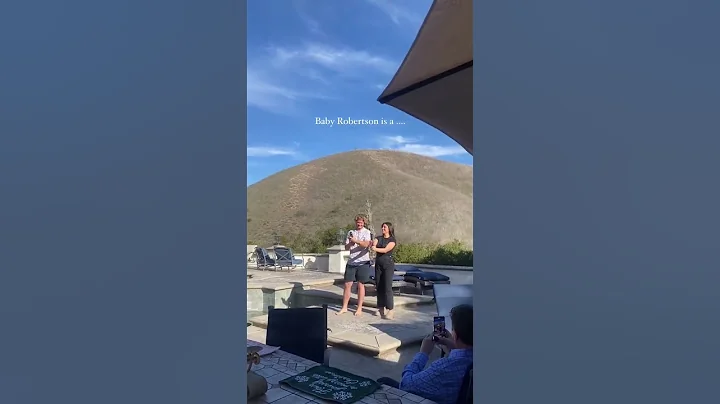 BABY ROBERTSON is aaa ?💙 Boy or 💓 Girl ? #shorts #pregnancy #zwanger #genderreveal #charevelacao