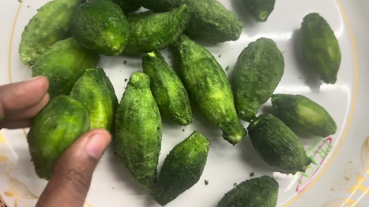 మా అమ్మ చేసే కాకరకాయ మా అత్తమ్మకి చాలా ఇష్టం…నేను Same process లో చేసాను…ఎలా వచ్చిందో మీరు చూసేయండి 