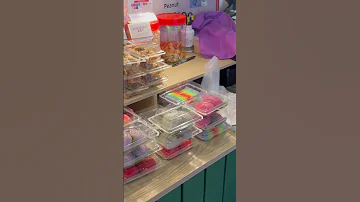 Ang Ku Kueh Shorts 