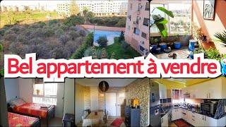 شقة  مفروشة رائعة مطلة على منظر جميل للبيع بمراكش bel appartement à vendre à Marrakech