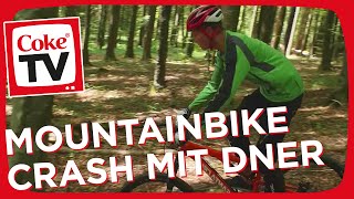 Downhill Mountain Biking mit Dner und Felix | #CokeTVMoment