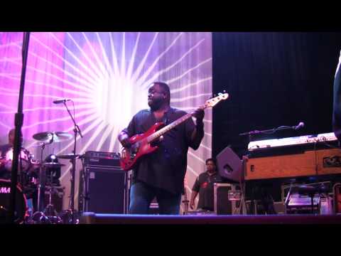 James Ross @ Larry Martin Kimpel (Bass Solo) - Maz...