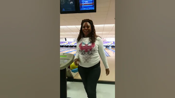 Shereen Young bowling
