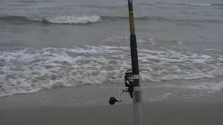 Review of Ugly Stik 12 Foot Spinning Surf Rod 