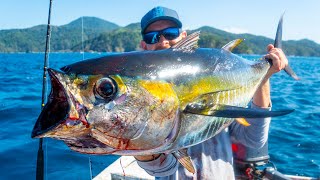 Kayak Fishing: BIG Tuna & Hammerhead Sharks Offshore | Panama | Field Trips with Robert Field