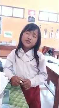 Suara merdu ina (bocah situbondo)