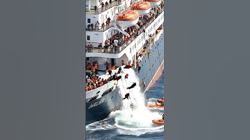 Cruise Ship Loses Balance and Begins to Sink — Realistic Simulation