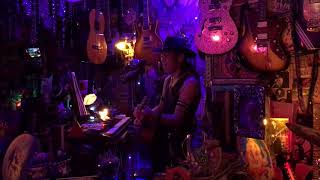 大切なことはシンプルなんでしょうか? Be something you love and unde...