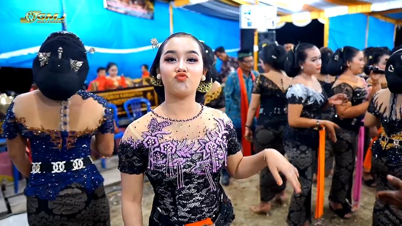 80 MENIT DIGOYANG PENARI CENIL-CENIL TAYUB RAHAYU NGREMBOKO