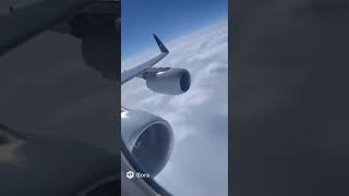 Passenger Films Terrifying Engine Fire at 35,000 ft 😱✈️ #plane #enginefire #shorts