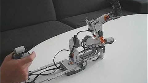 Lego NXT 2.0 - Ballcannon w. Joystik