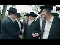 שיקגו לבשה חג: סיכום היסטורי ומרהיב ממסע מנהיג הדור הרב לנדו למען עולם התורה! ✨