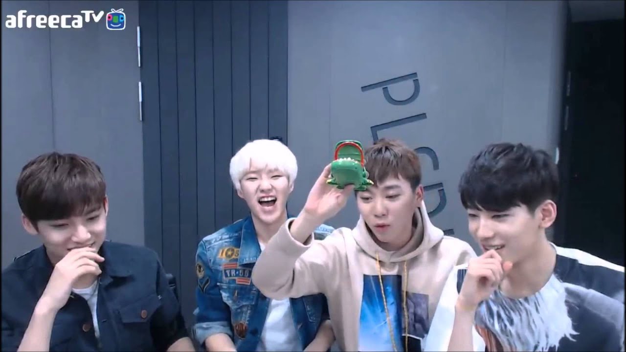 150519 SEVENTEEN Playing crocodile game