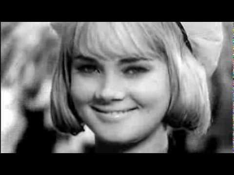 Regardez I Am A Fool sur YouTube Regardez I Am A Fool sur YouTube