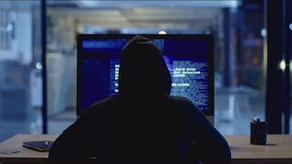 How to avoid holiday scammers | Tips