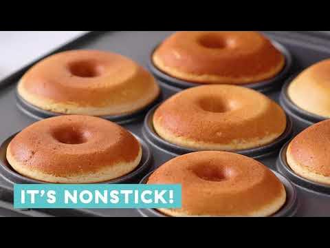 Delish By Dash Donut Maker, Makes 7 x 3 Donuts with Delish Recipes for  Snacks, Dessert, and More - Black