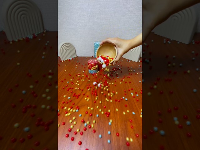 Reverse marble ASMR #satisfying #asmr #shortsfeed #asmrtriggers #reverse #beads #fypシ #relaxing