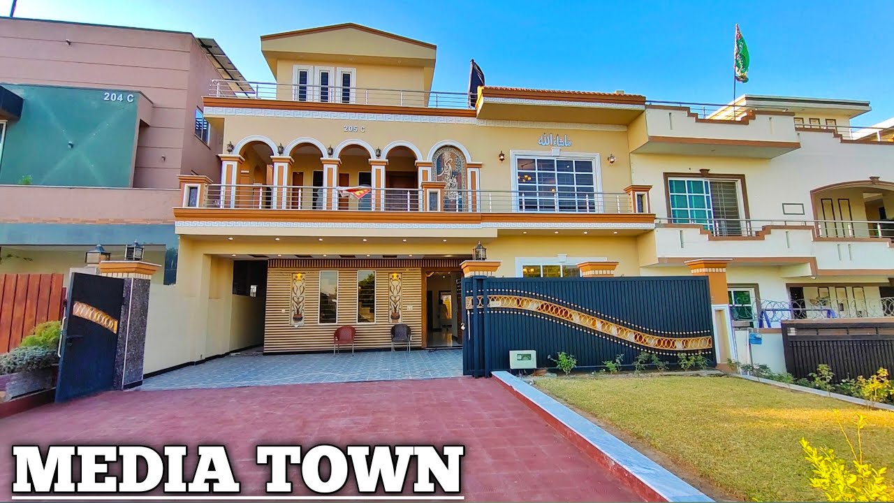 12 Marla Prime Location Designer House 🏡 For Sale in Media Town