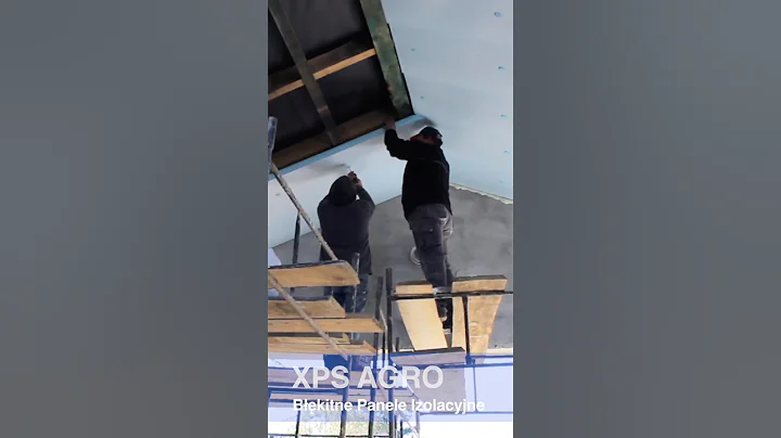 Montaż XPS AGRO w kalenicy – zawsze na zakładkę
