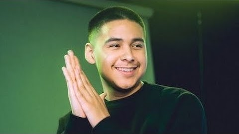 Pro’s REACT To Shotzzy’s INSANE Movement!!