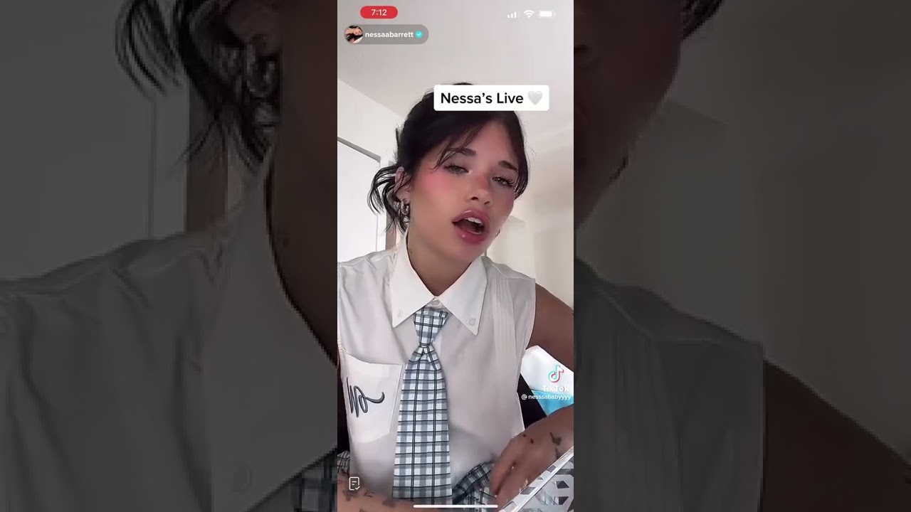 Lovebomb by nessa barrett YouTube