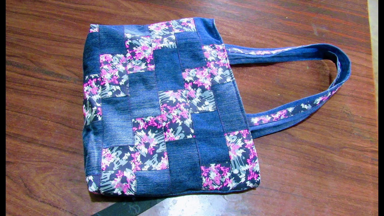 Bolso con jeans y estampada -