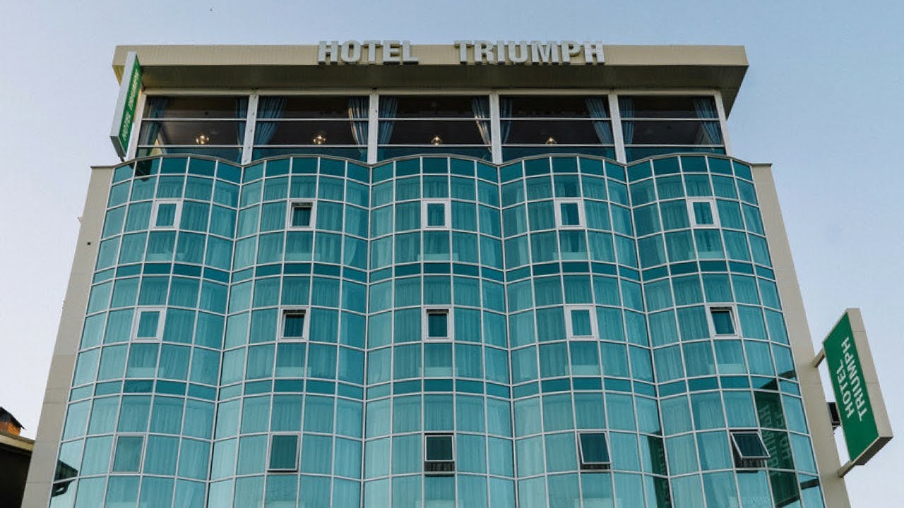 Презентация отеля "Триумф". Номер "Бизнес"