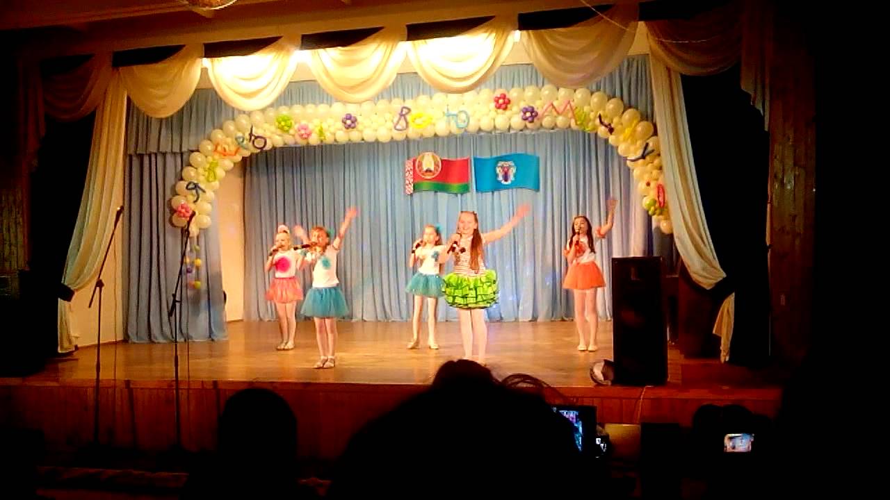 5 ленивых лягушат песни плюс. Пять ленивых лягушат. 5 ленивых лягушат песни плюс. Песня пять ленивых. Пять зеленых лягушат.