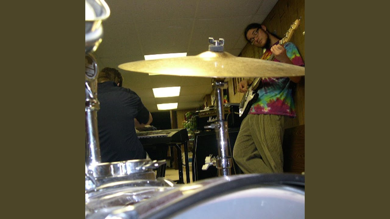 Klap Trap adlı videoyu YouTube'da izle Klap Trap adlı videoyu YouTube'da izle