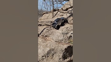 PC3D Stagedive - Bouncing Rocks #punks3d #stagedive #jconcepts #hobbywingfusion #tusk #axial #letsgo