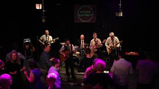Bad Moon Rising (Creedence Clearwater Revival) | Jiving Licence Live at Theatre@41, York