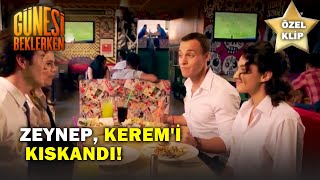 Zeynep, Kerem'i Kıskandı! - Güneşi Beklerken Özel Klip