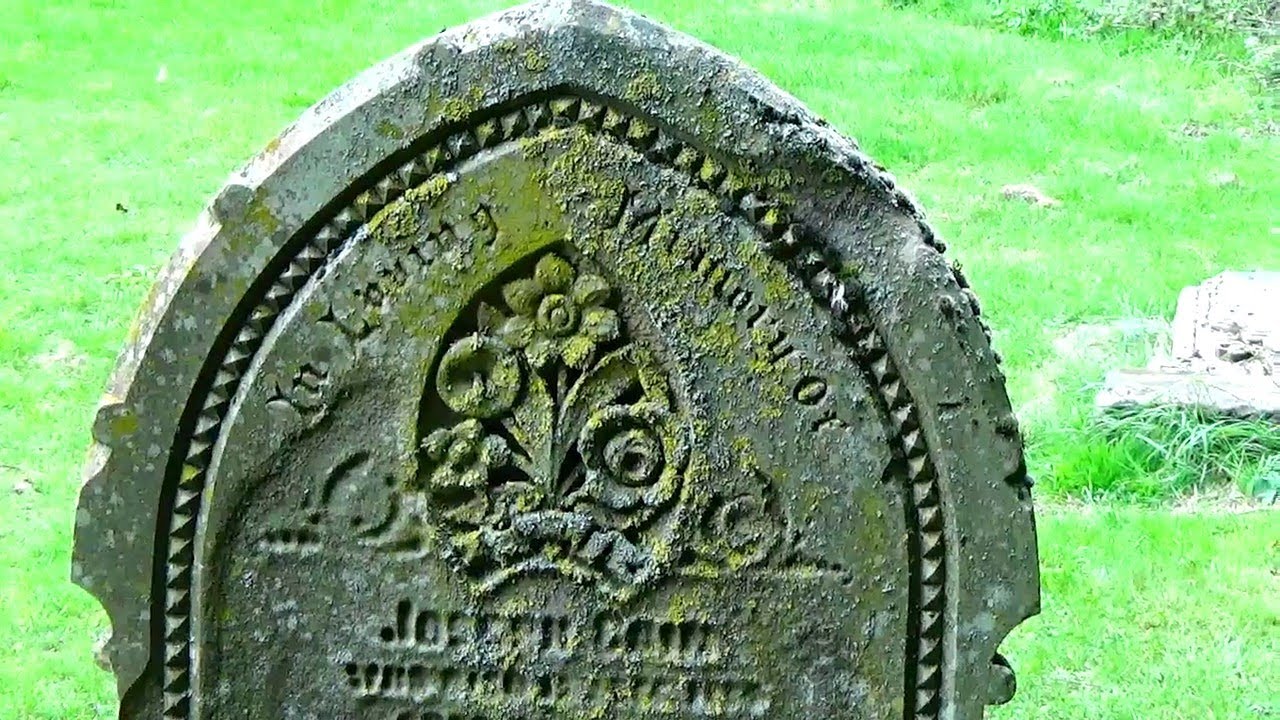 HOUGHTON LE SPRING : Hillside Cemetery. Disused graveyard