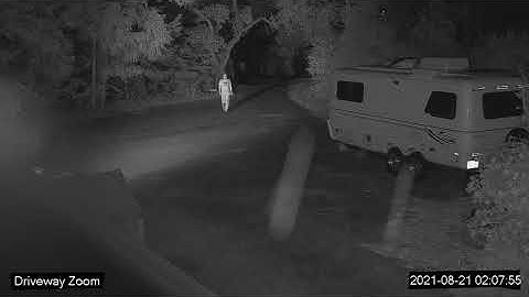 IR Test 4: Dahua IPC-T5442T-ZE at max zoom with some IR lighting.,