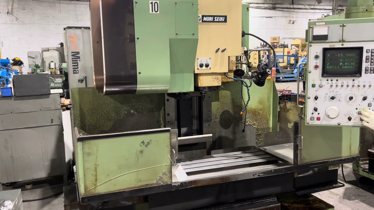 MORI-SEIKI #MV-35/40 VERTICAL MACHINING CENTER - YouTube