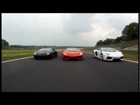 Lamborghini Aventador LP 700,4 White vs Black vs Red