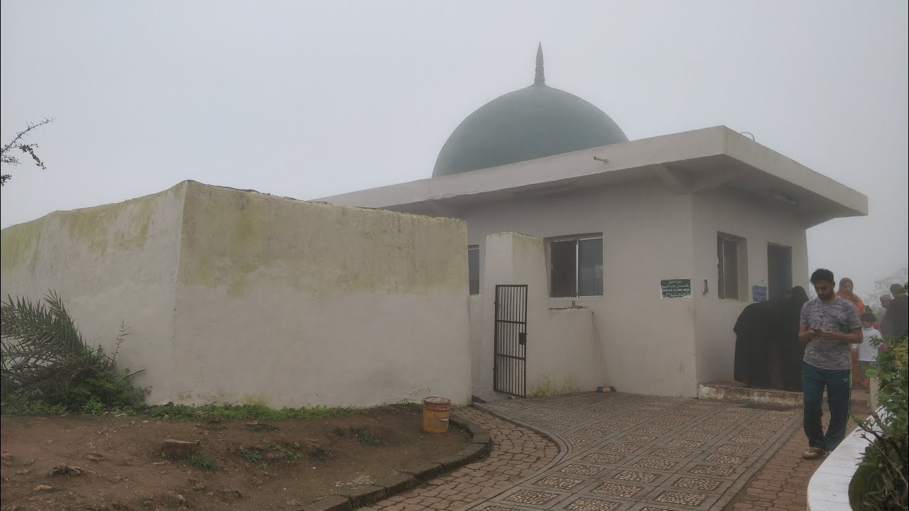 Tomb Of Prophet Ayyub A S Salalah Oman Nasha S Kitchen Youtube