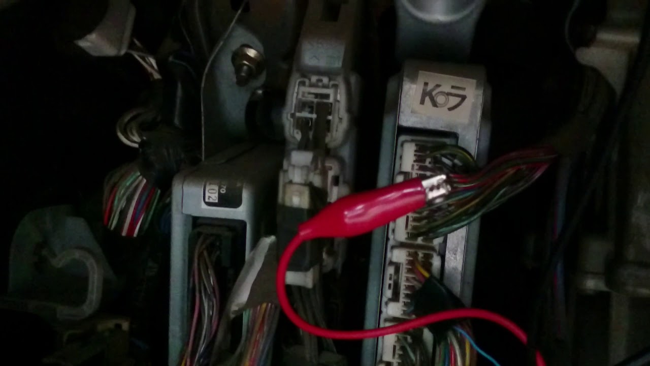 где взять сигнал тахометра