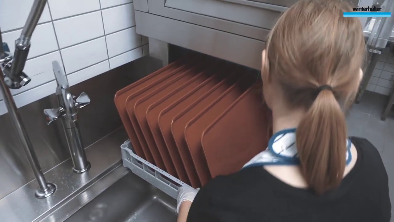 Profesionalni pomivalni stroj Winterhalter CTR - YouTube